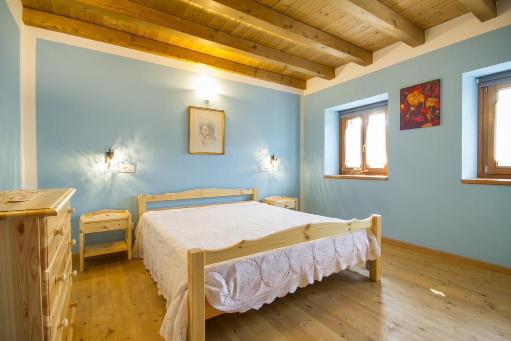 Villa Casa Delle Noci à Grimacco Chambre photo